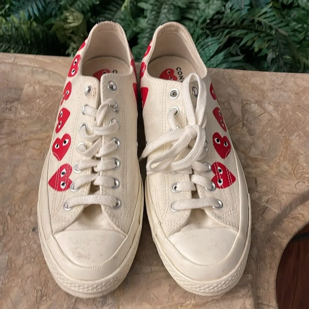 Sneakers - Picture 8 of 8